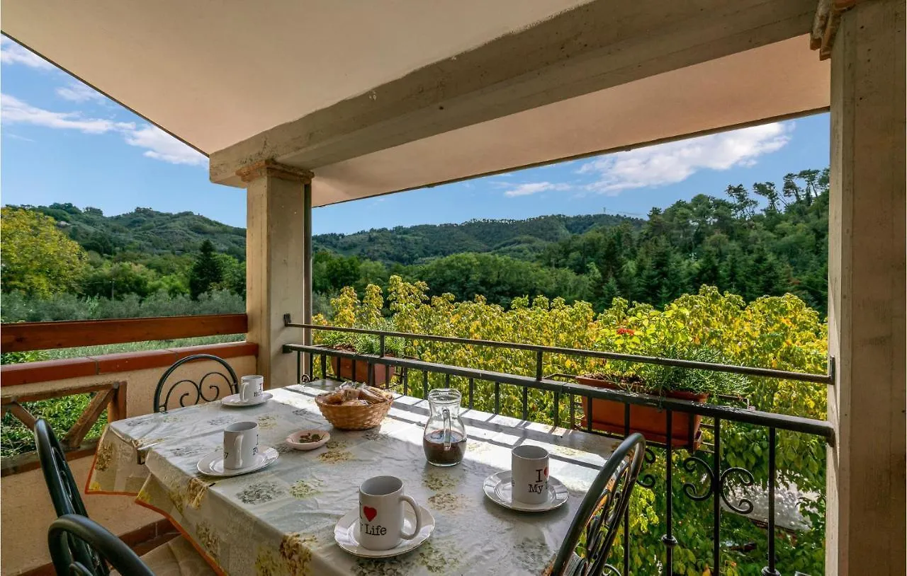 Awesome Home In Camaiore With Wifi Vakantiehuis